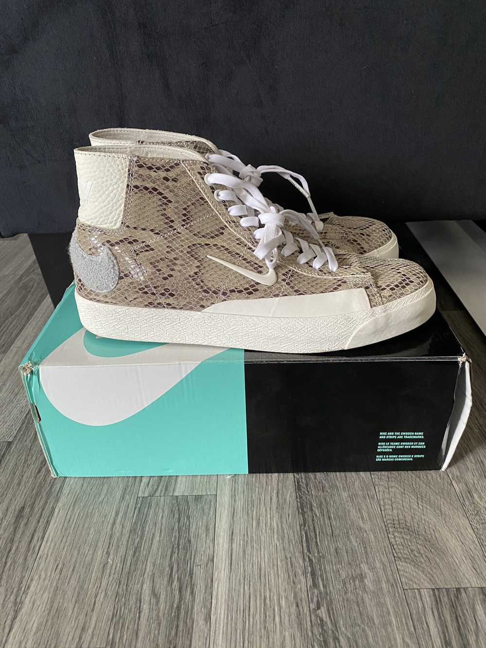 Nike × Soulland Nike SB Blazer Mid X Soulland FRI… - image 2