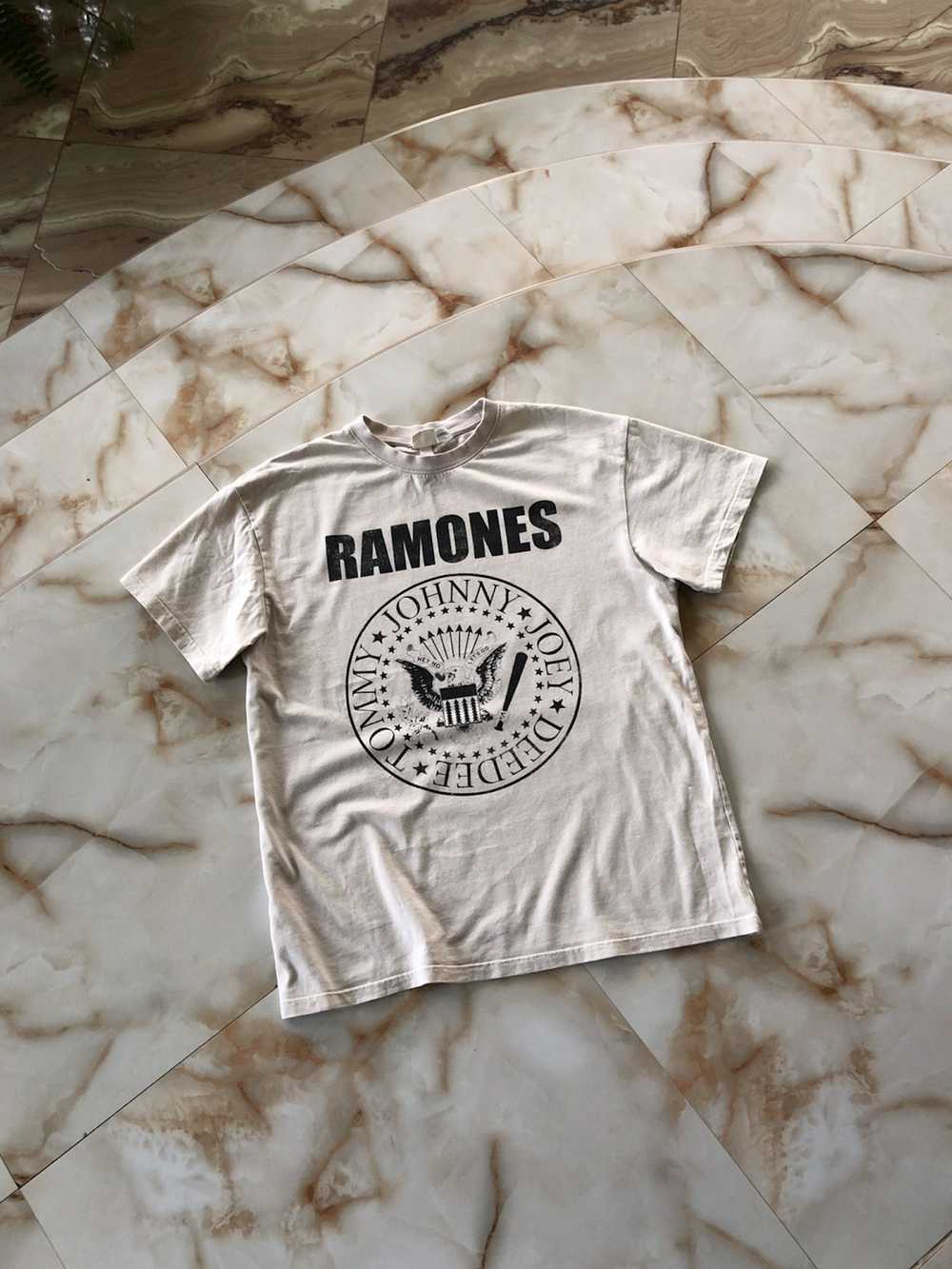 Band Tees × H&M H&M x Ramones Big Logo Tee - image 1