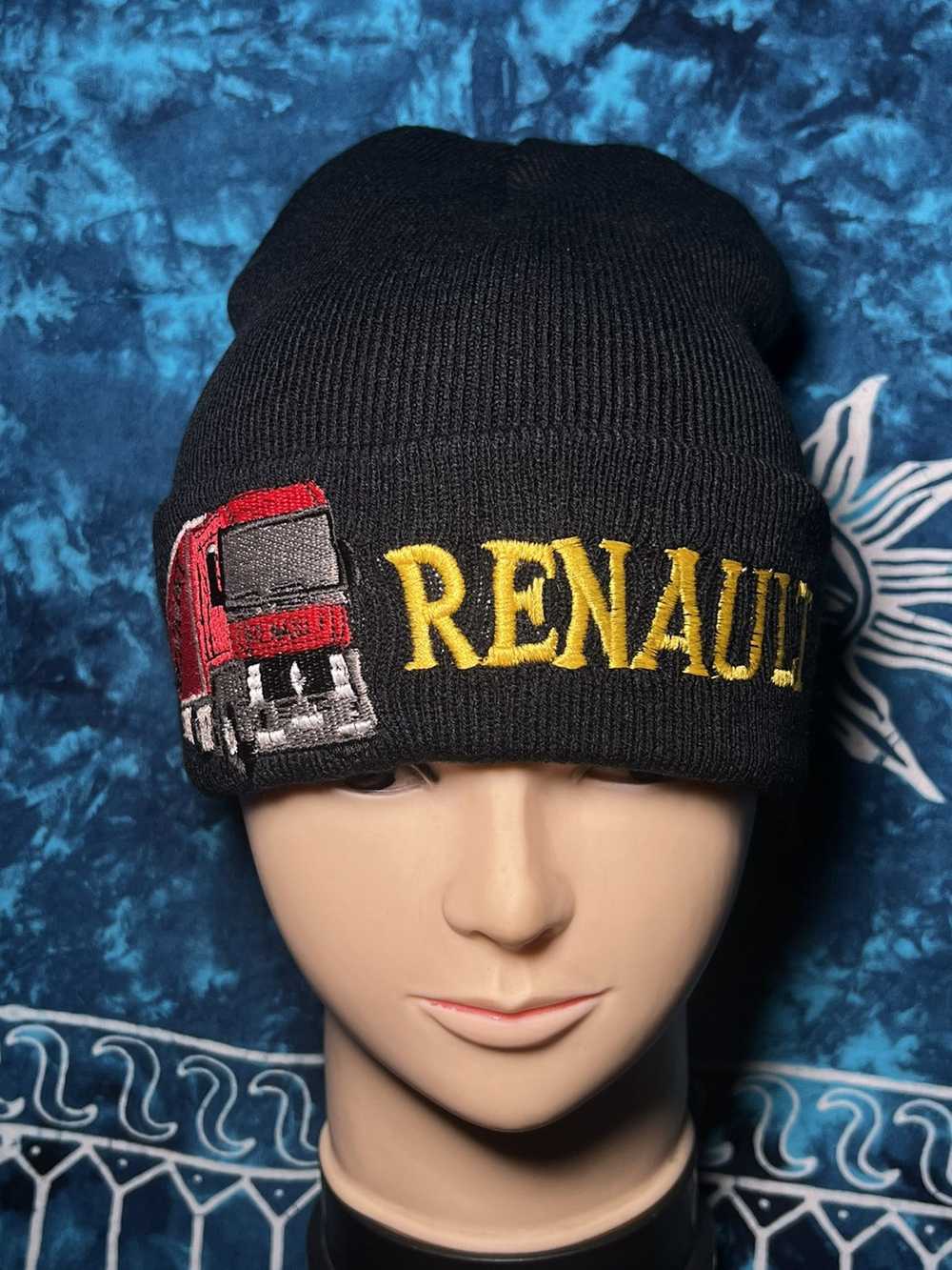 Racing × Streetwear × Vintage Vintage Renault Tru… - image 11