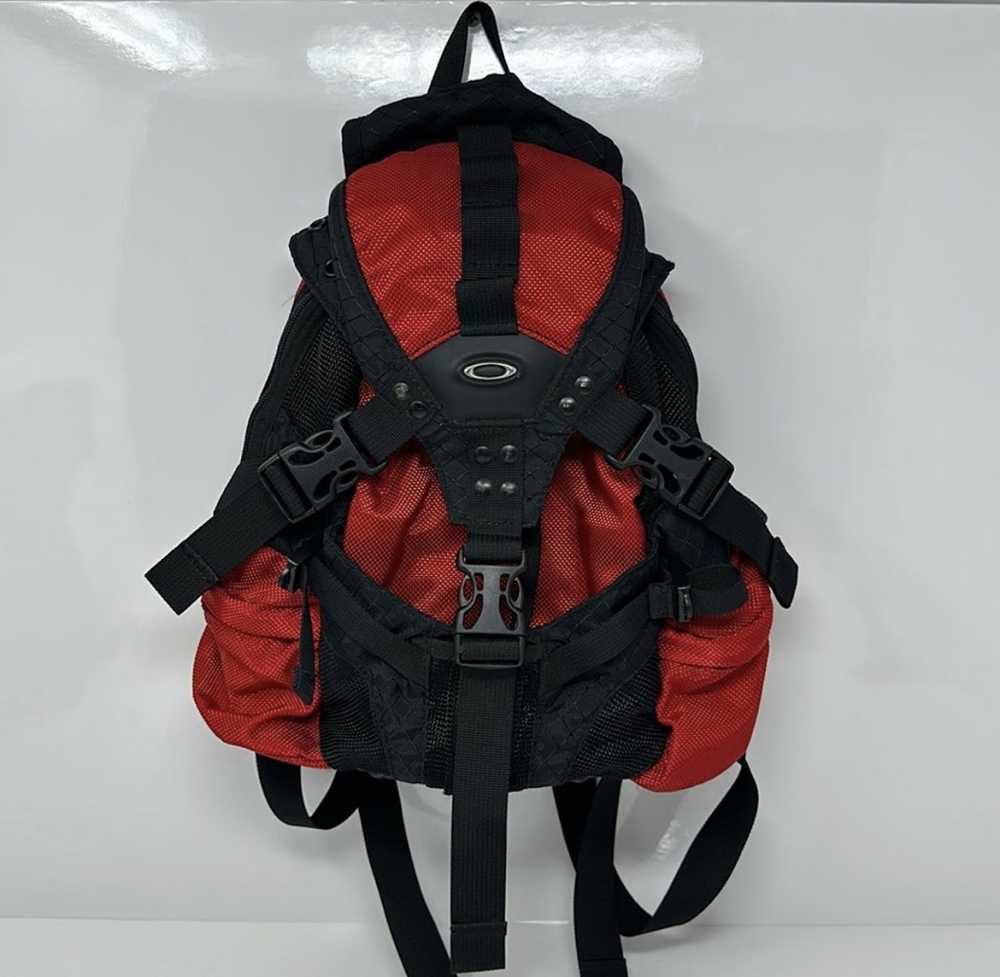 Oakley Oakley Mini Icon Backpack 1.0 Black Red - … - image 1