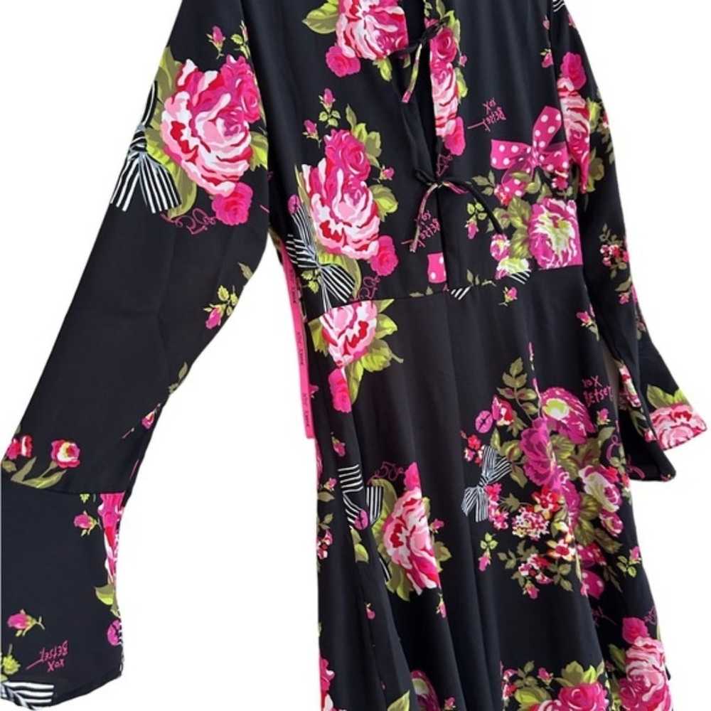 Betsey Johnson Black Floral Bell Sleeve Dress - S… - image 10