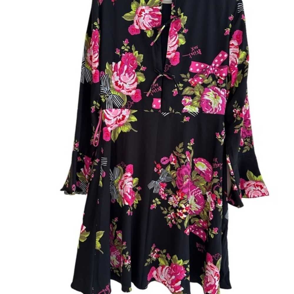 Betsey Johnson Black Floral Bell Sleeve Dress - S… - image 9