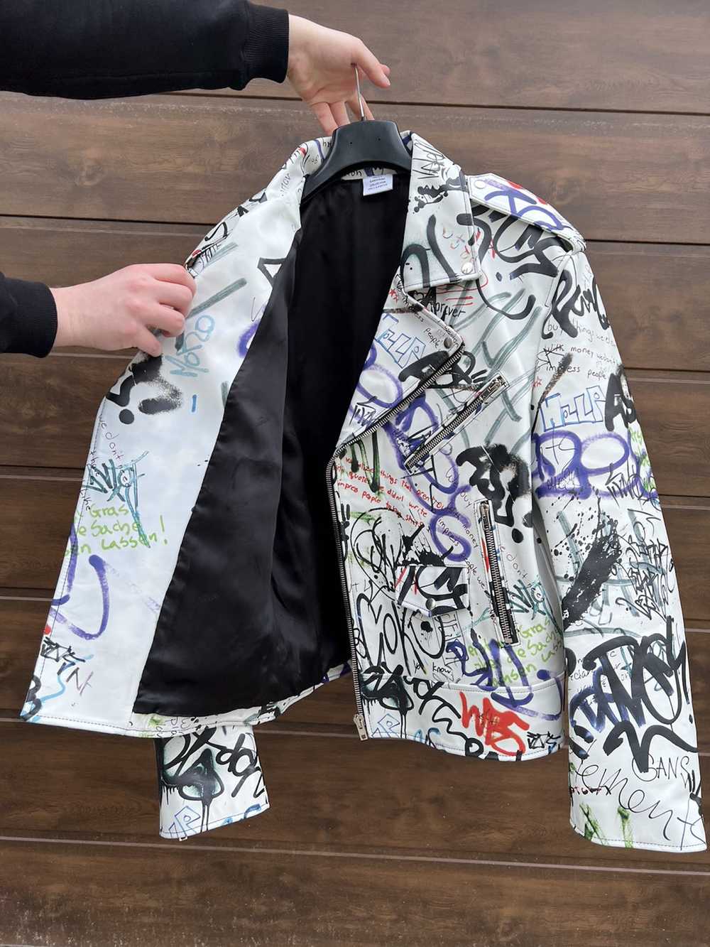 Vetements Vetements Biker Graffiti Leather jacket - image 3