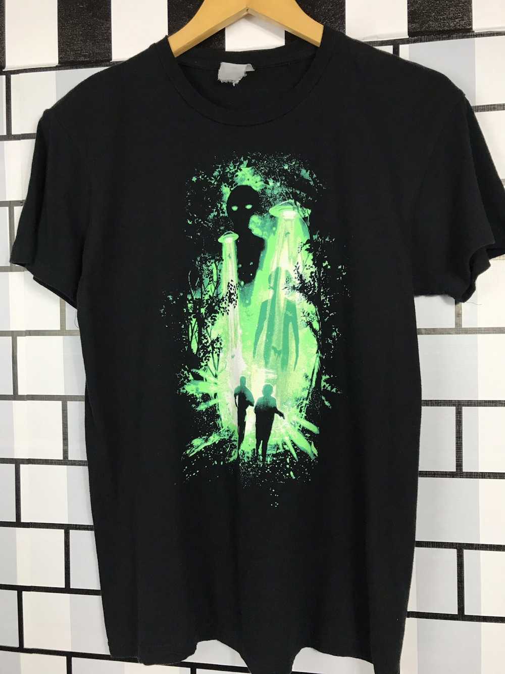 Movie × Vintage the x files movie alien invasion … - image 2