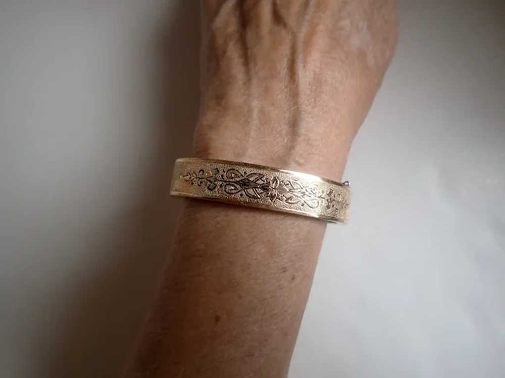 *Vintage Bates & Bacon Gold Filled Bangle Bracelet - image 3