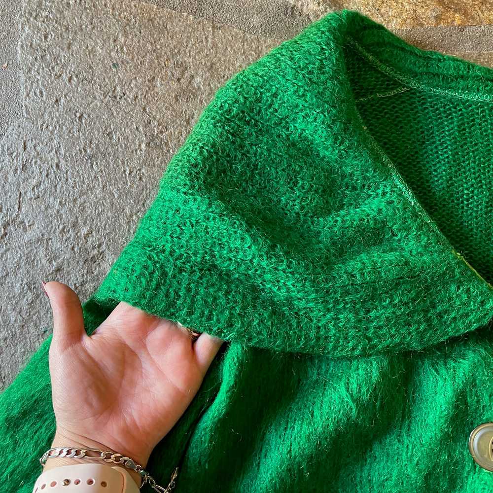 1950s Kelly Green Mohair Shawl Collar Sweater - image 3