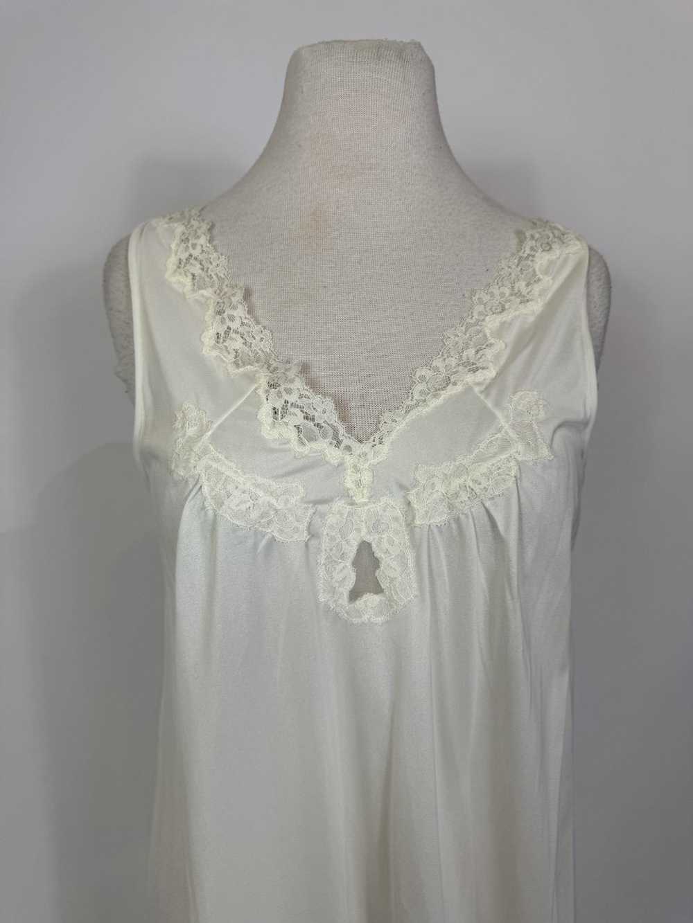 1960s Kayser White Chiffon Lace Trim Peignoir Sli… - image 3