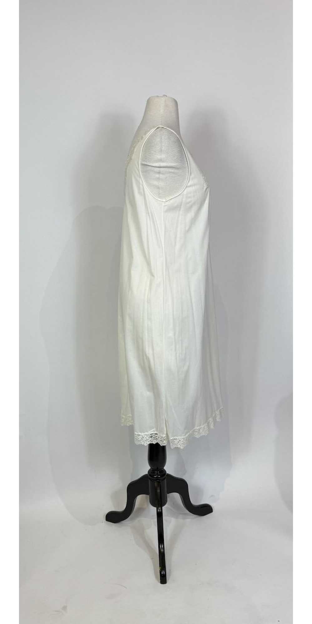 1960s Kayser White Chiffon Lace Trim Peignoir Sli… - image 4