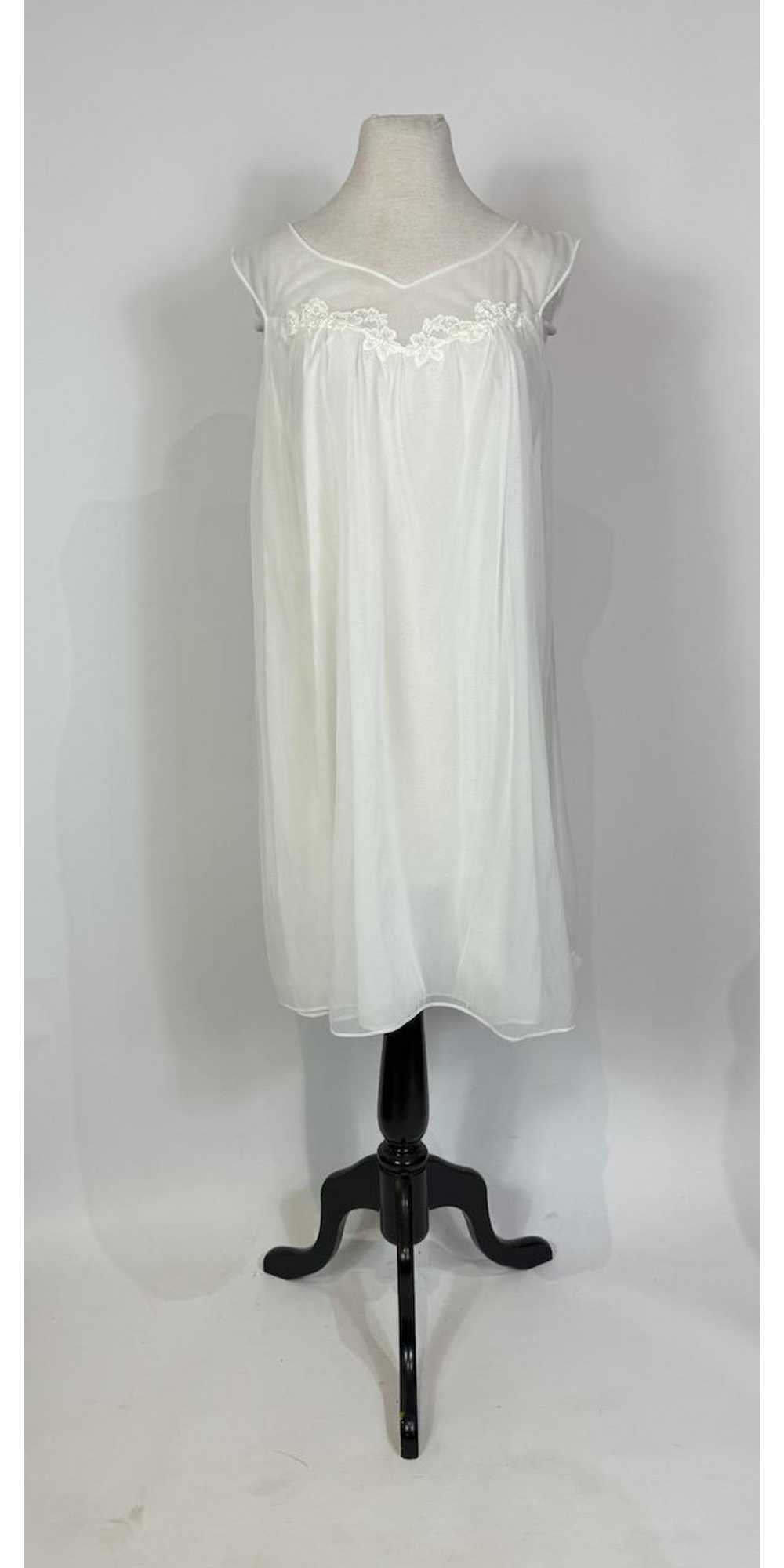 S White Chiffon Lace Trim Peignoir Slip And Robe Gem