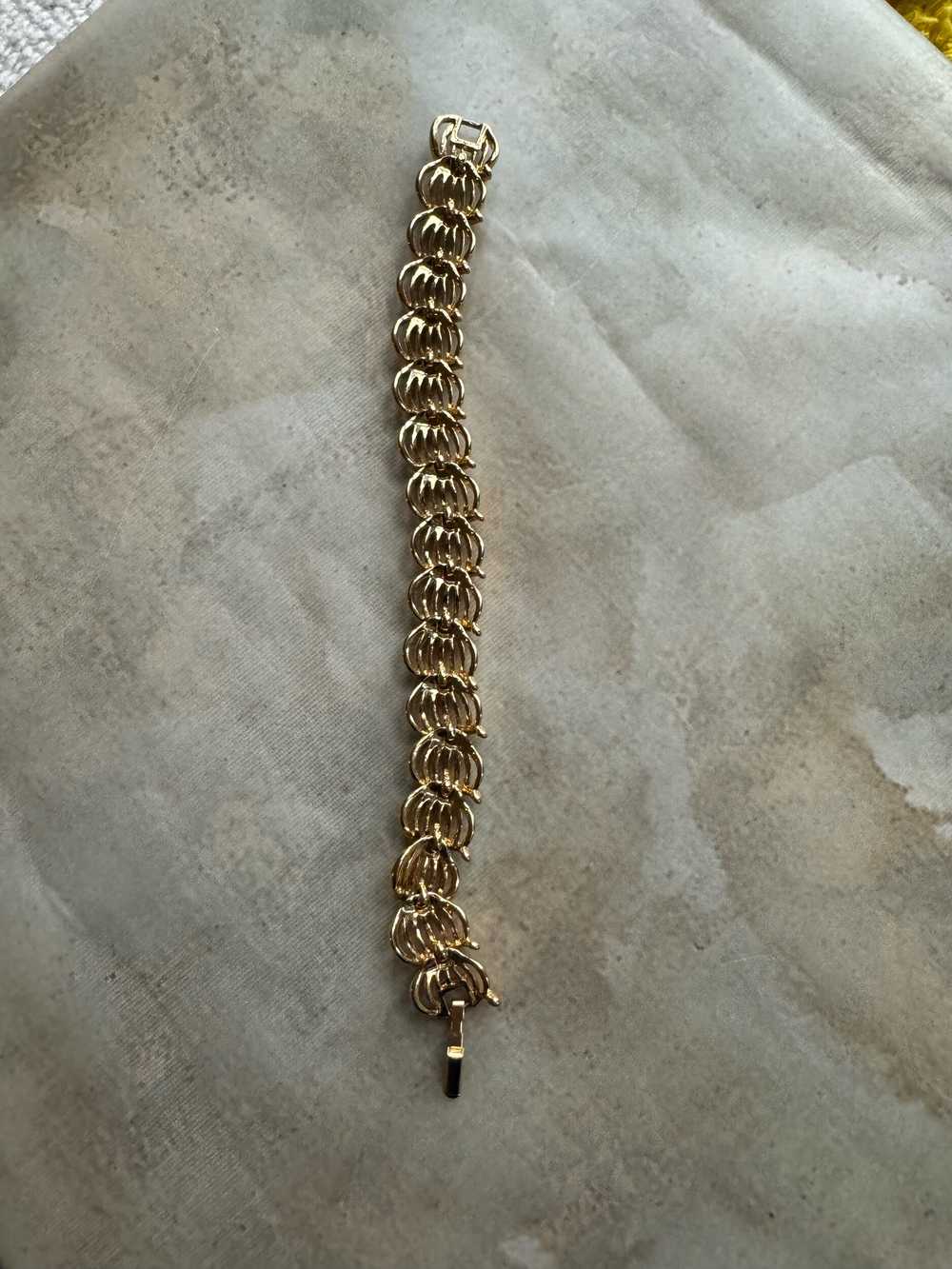 Vintage Gold Tone Bracelet - image 4