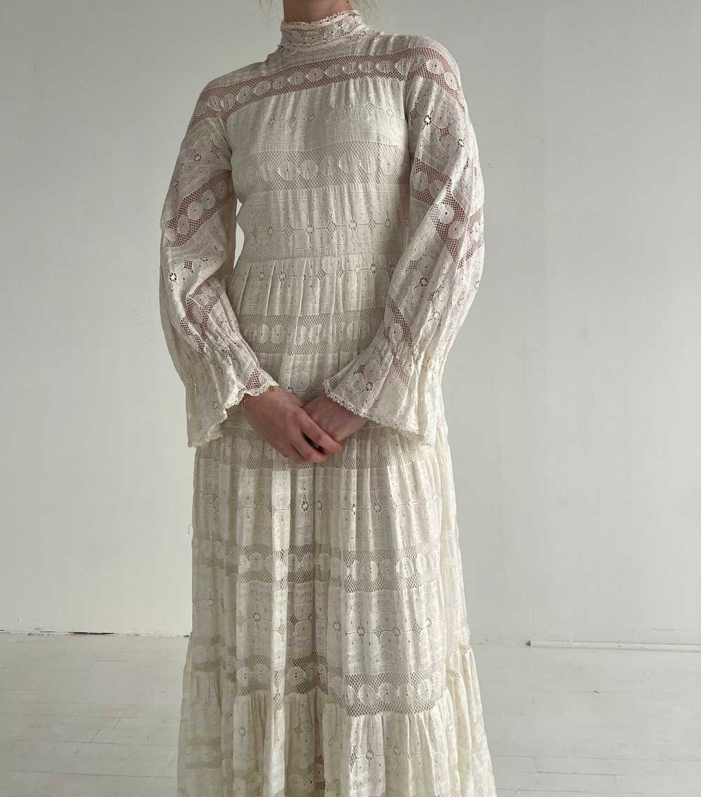 1970's White Lace Gown - image 3