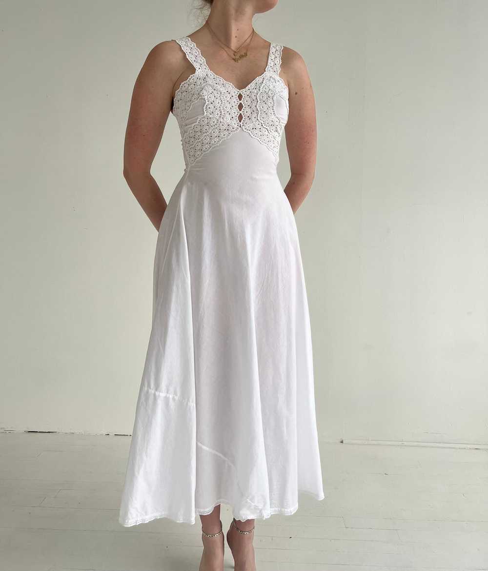 1970's Bridal White Cotton Dress with Lace - image 3
