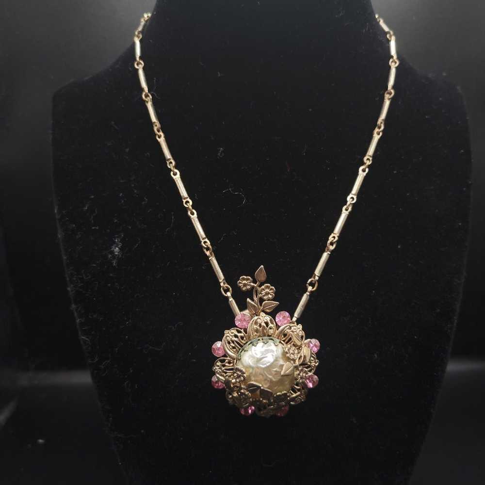 Vintage goldtone and pink Rhienstone victorian co… - image 4