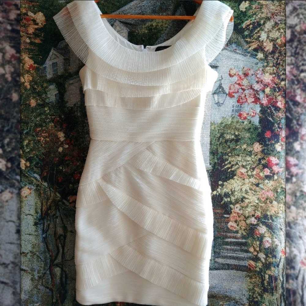 bcbgmaxazria white ruffled dress size 2 - image 1