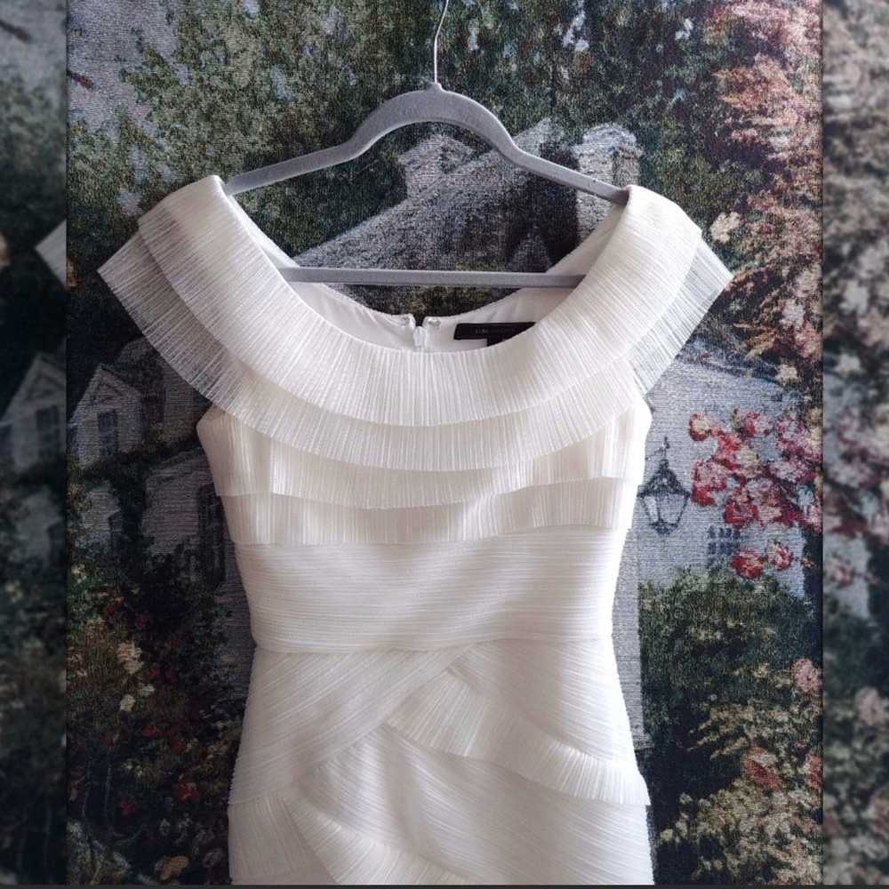 bcbgmaxazria white ruffled dress size 2 - image 2