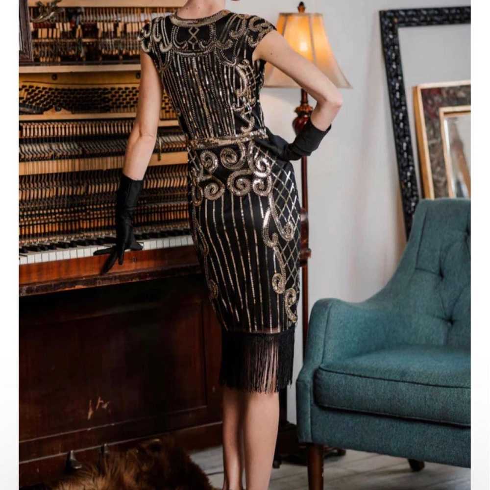 New- BLACK 1920S SEQUINED FLAPPER DRESS - image 3