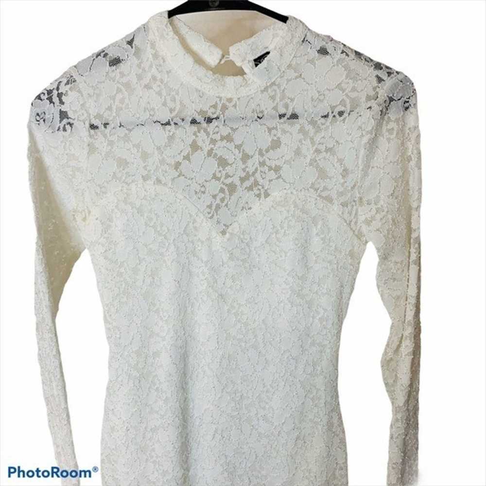 Small long-sleeve white fully lace dress - image 2