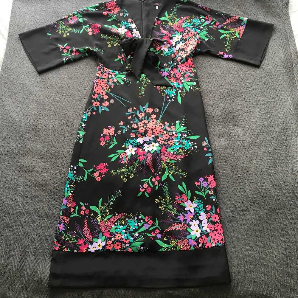 NWOT Trina Turk Black Floral Kimono Style Midi Dr… - image 1