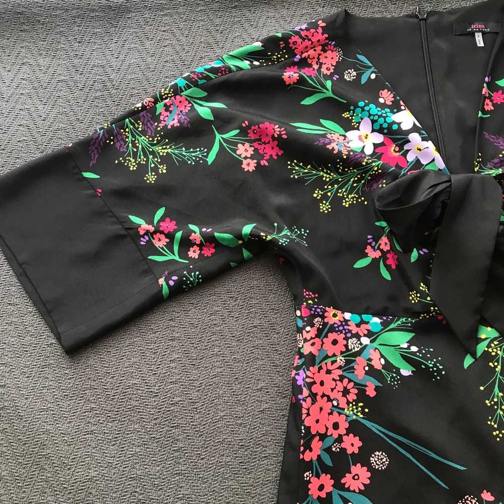 NWOT Trina Turk Black Floral Kimono Style Midi Dr… - image 3