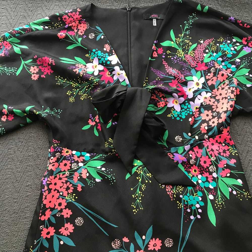 NWOT Trina Turk Black Floral Kimono Style Midi Dr… - image 4