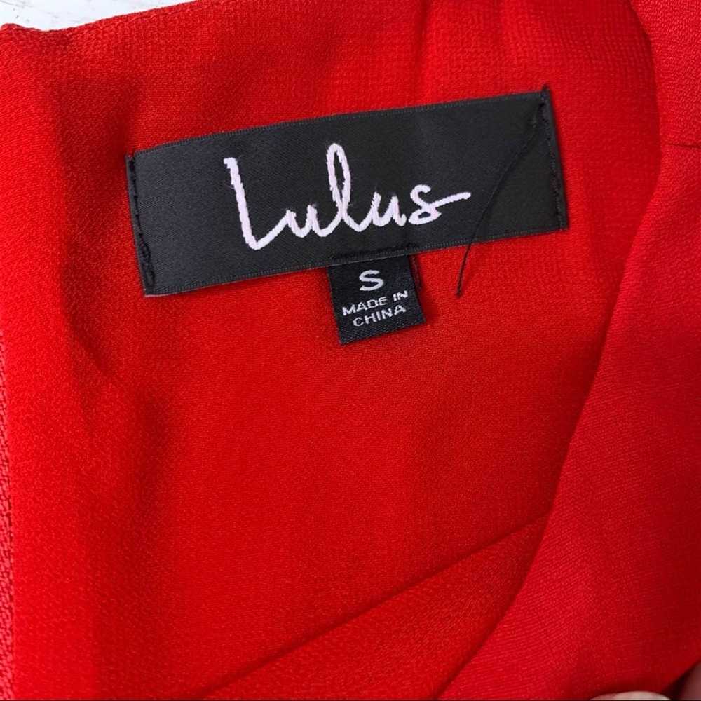 Lulu’s red shift dress gold exposed zip - image 8