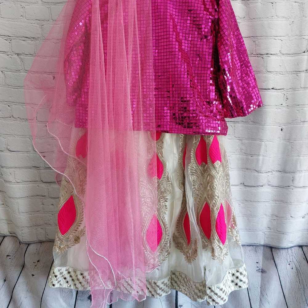 Gorgeous Pink and White Pakistani Suit - 3 Piece … - image 2