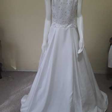 White Wedding Gown By Mon Cherie