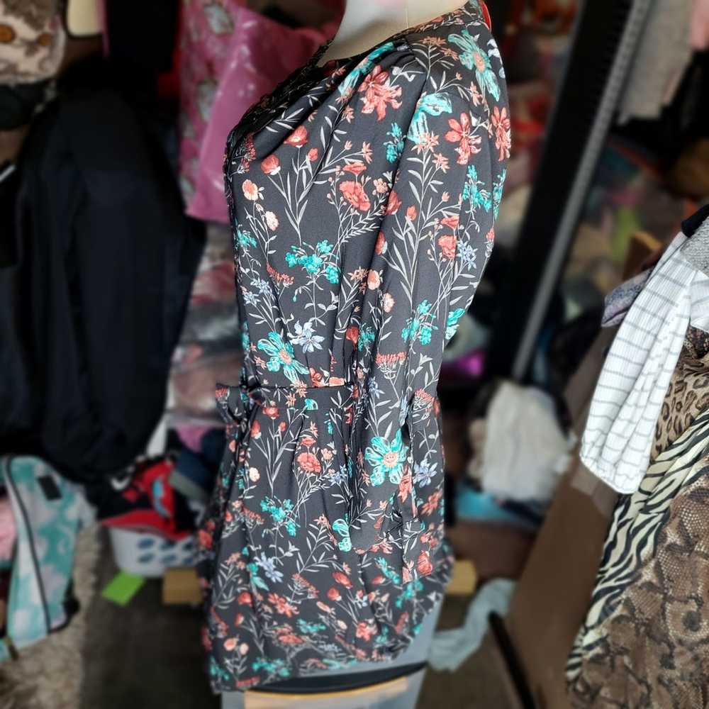 Ann Taylor Loft Gray Floral Shirt Dress Medium Co… - image 2
