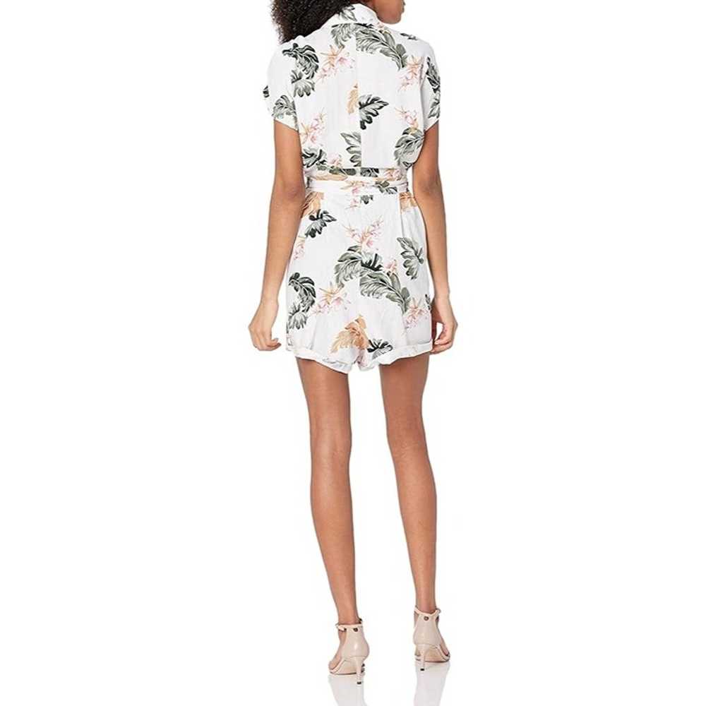 Blank NYC  Floral Print Sleeveless Romper in Gard… - image 2