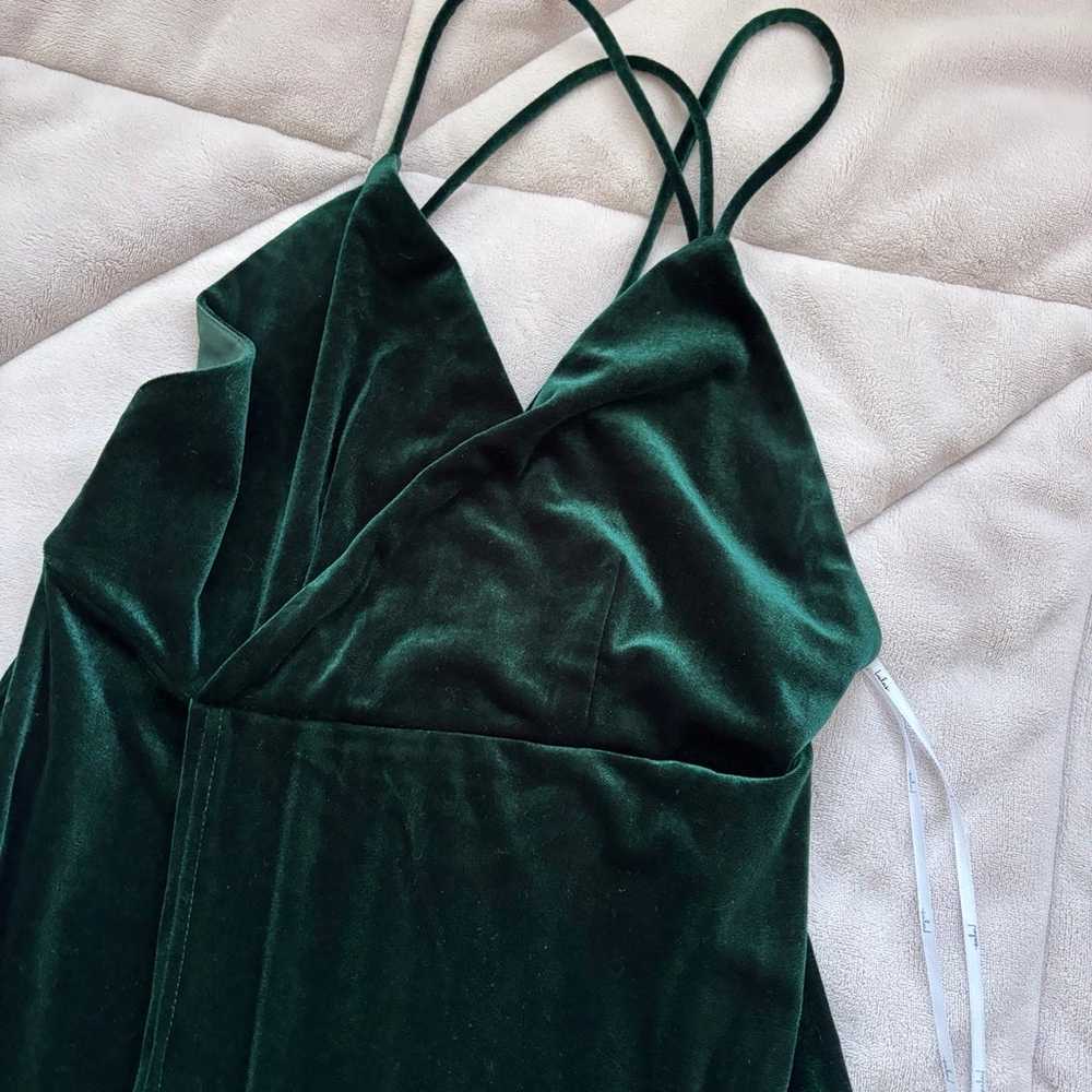 Lulus green velvet gown - image 3