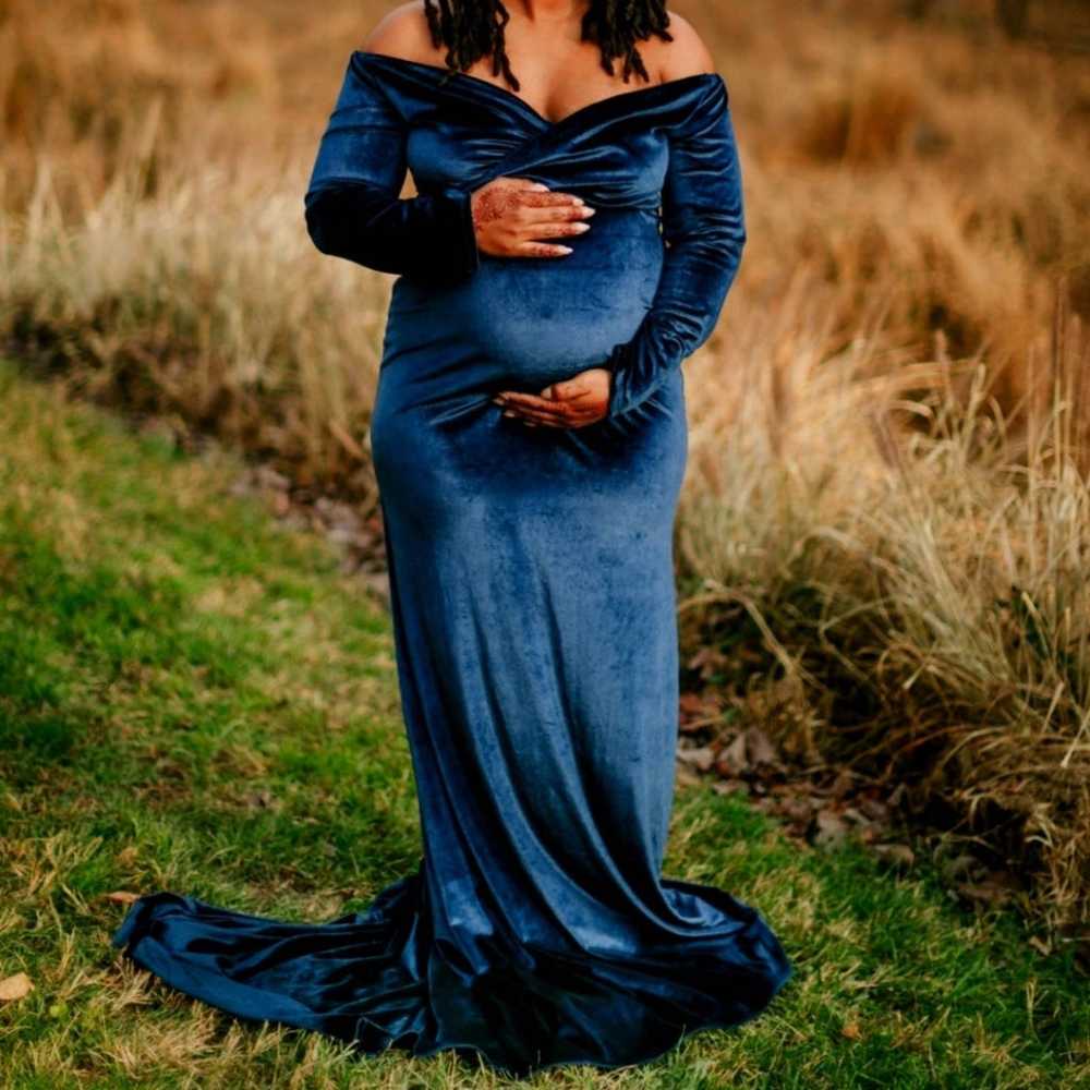 Long Sleeve Maternity Gown | Large - image 1