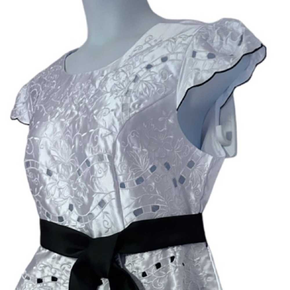 size 16 Black & White Satin Eyelet Midnight Velve… - image 8