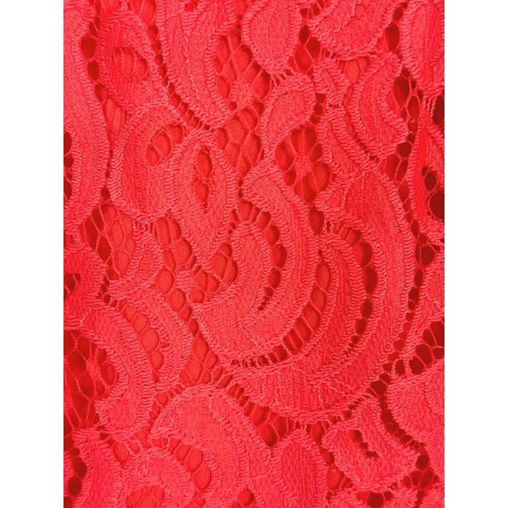 Size 16 VIBRANT CORAL LACE SLEEVELESS FIT & FLARE… - image 3