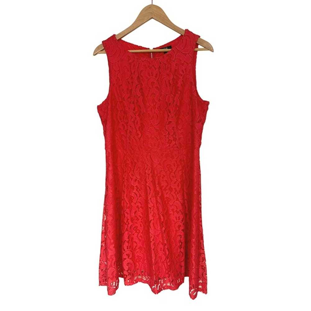 Size 16 VIBRANT CORAL LACE SLEEVELESS FIT & FLARE… - image 4