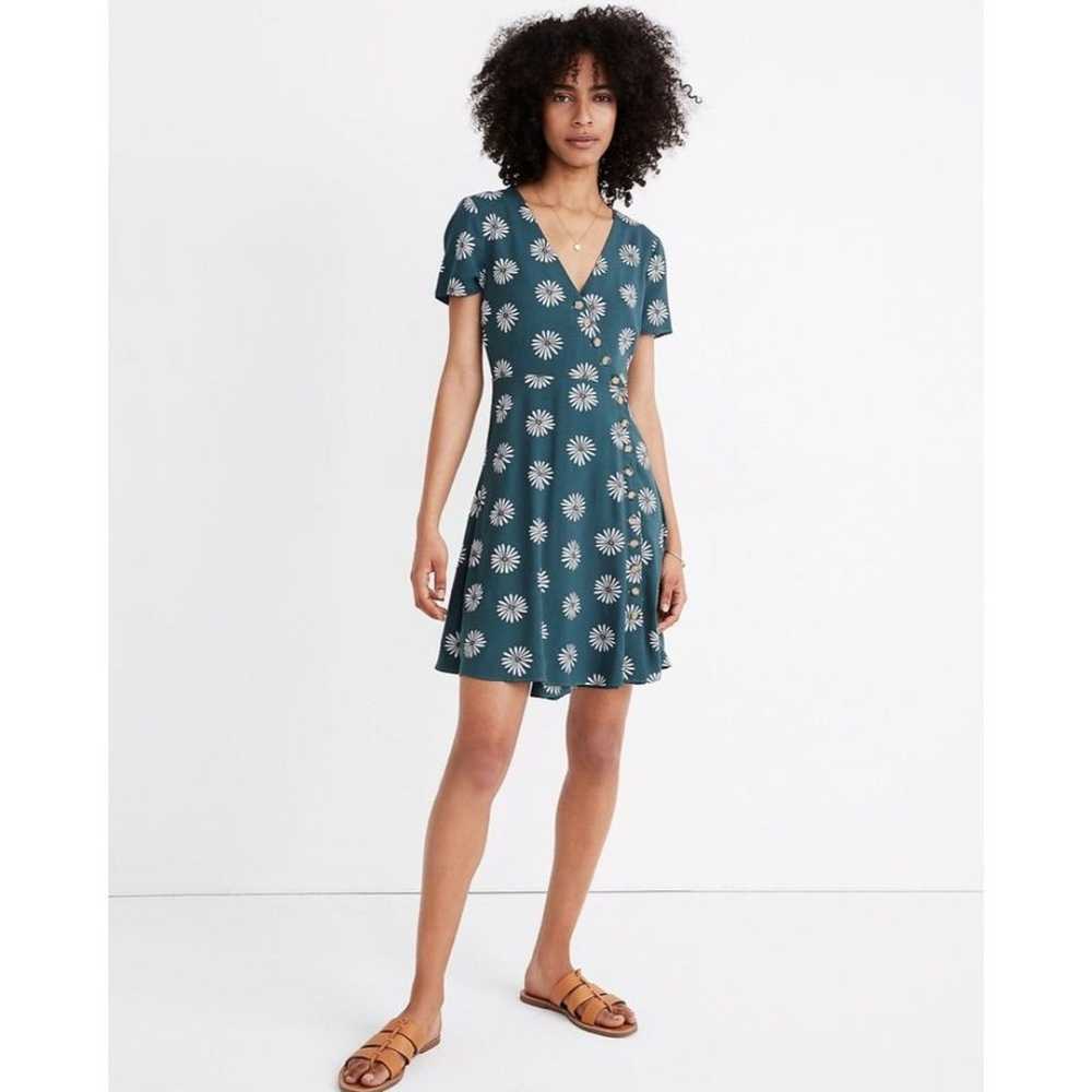 Madewell Button-Wrap Dress in Daisy Daydream Size… - image 1