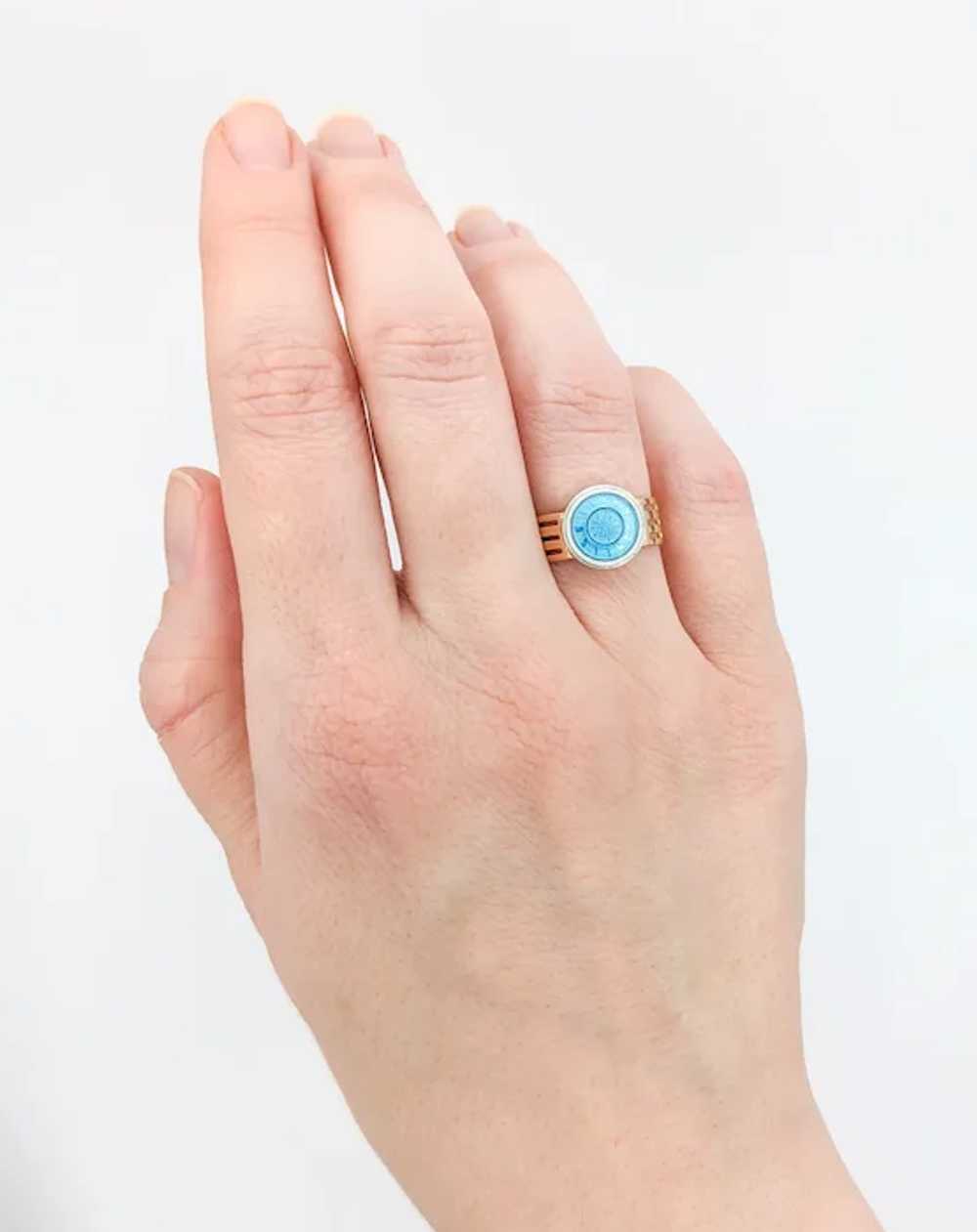 Guilloché Enamel Blue Disc Ring In Yellow Gold - image 4