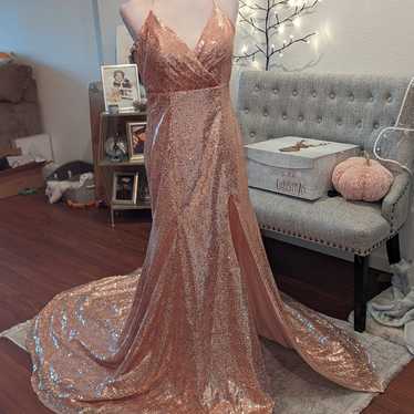Rose gold gown - Gem