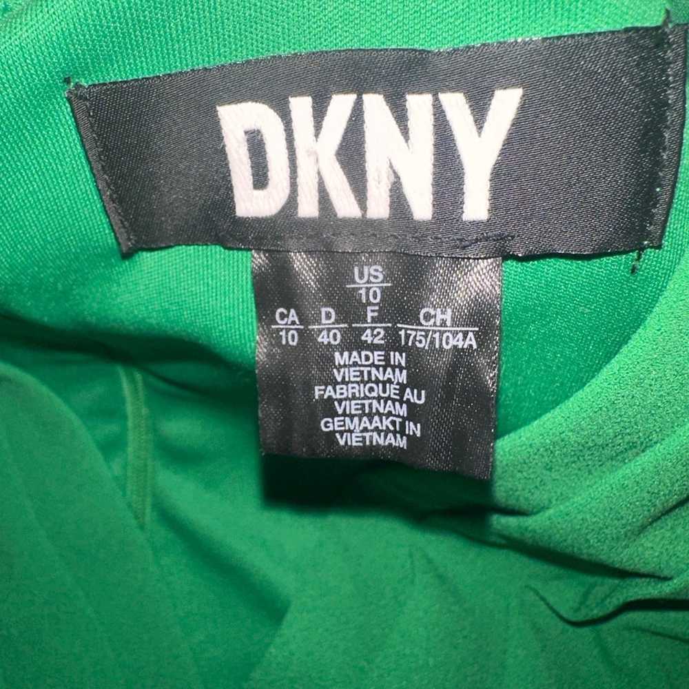 DKNY Women's Flutter Sleeve V-Neck Faux Wrap Midi… - image 7