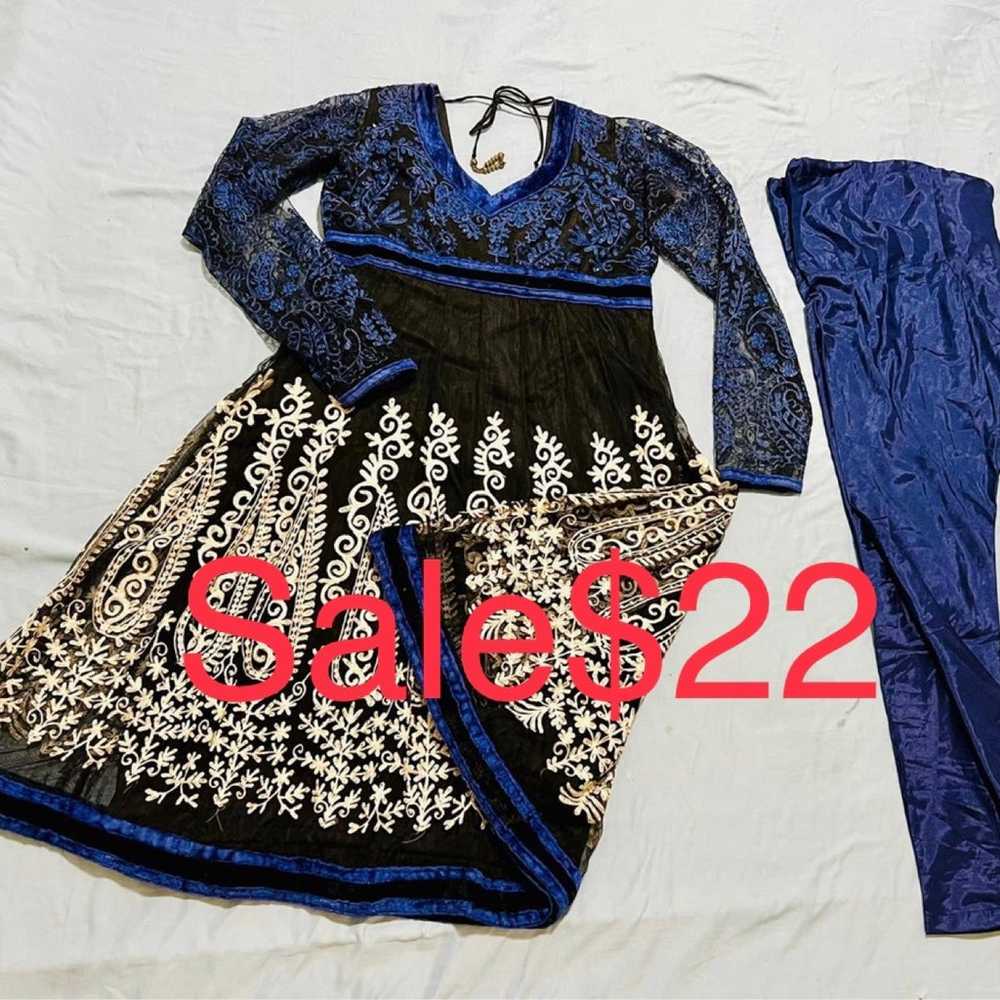 Anarkali / Shalwar Kameez - image 1