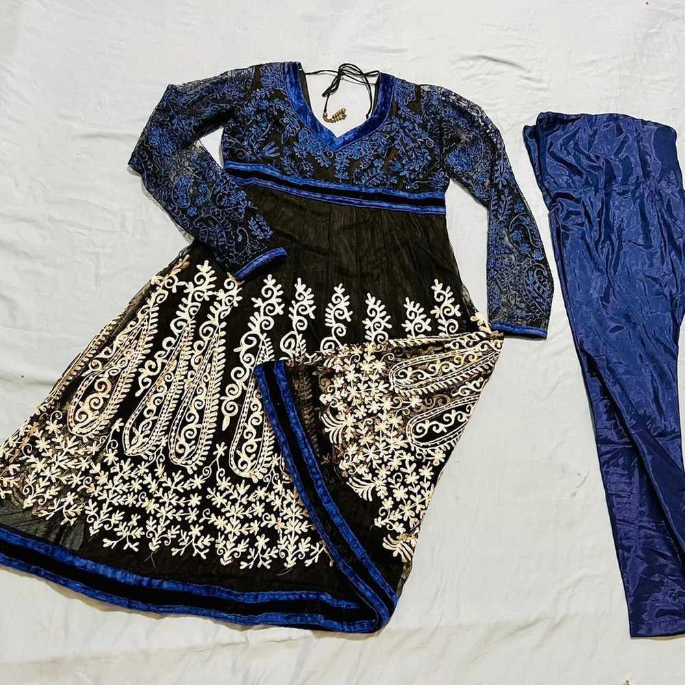 Anarkali / Shalwar Kameez - image 3