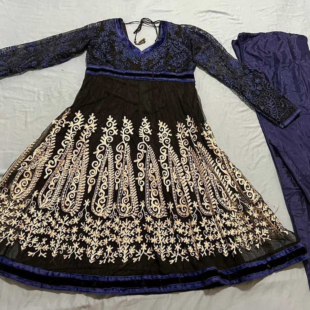 Anarkali / Shalwar Kameez - image 9