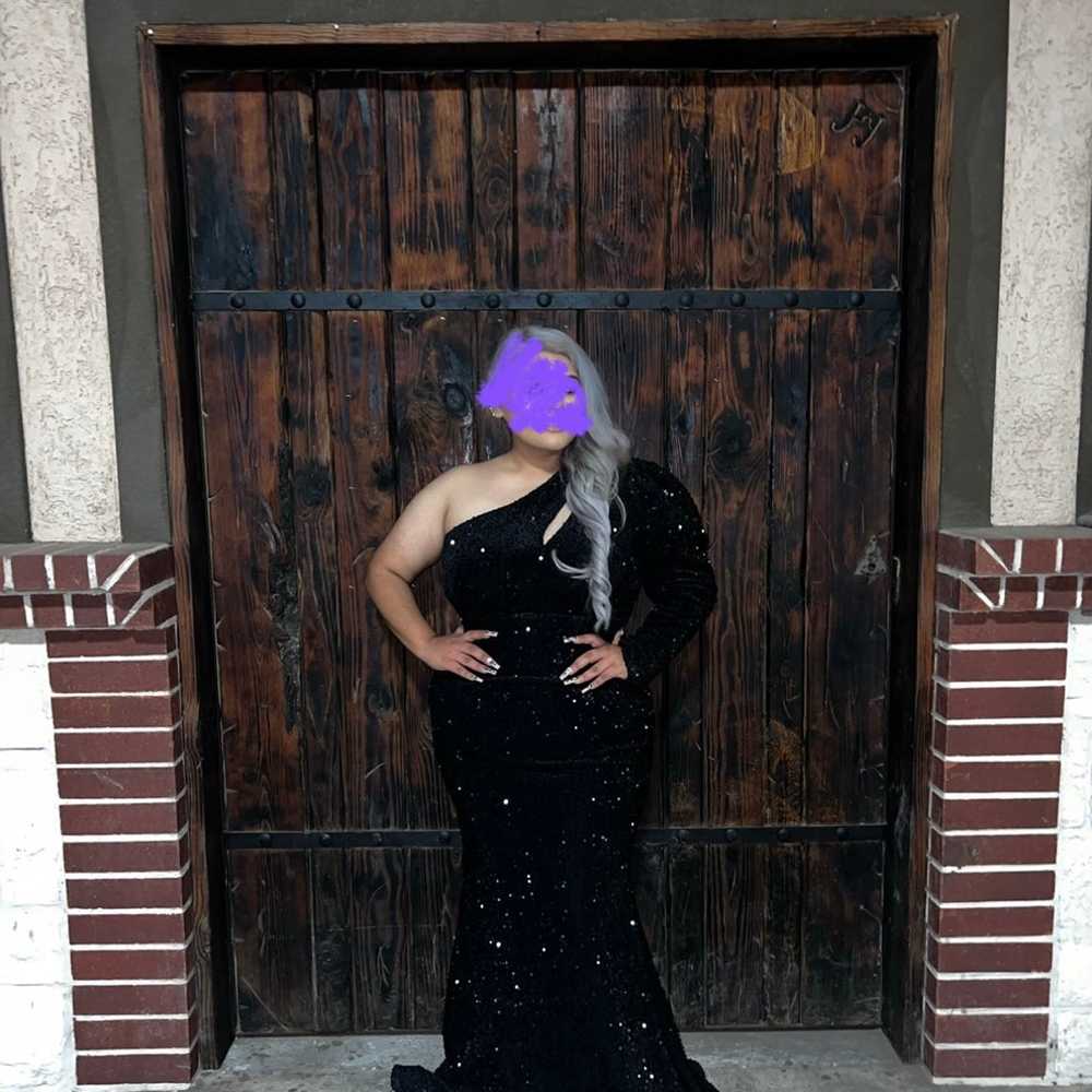Black formal dress - image 2