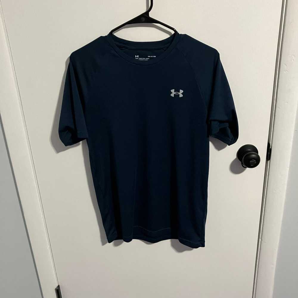 Under armour t shirt - image 1