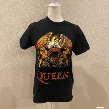 Official Queen T Shirt Classic Crest Black Classic Rock Band