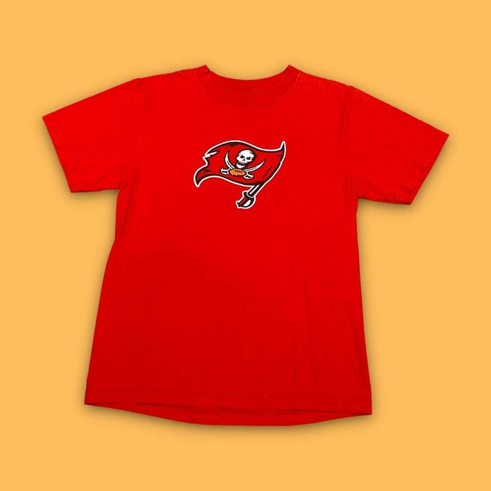 Vintage Tampa Bay Buccaneers t-shirt - image 1