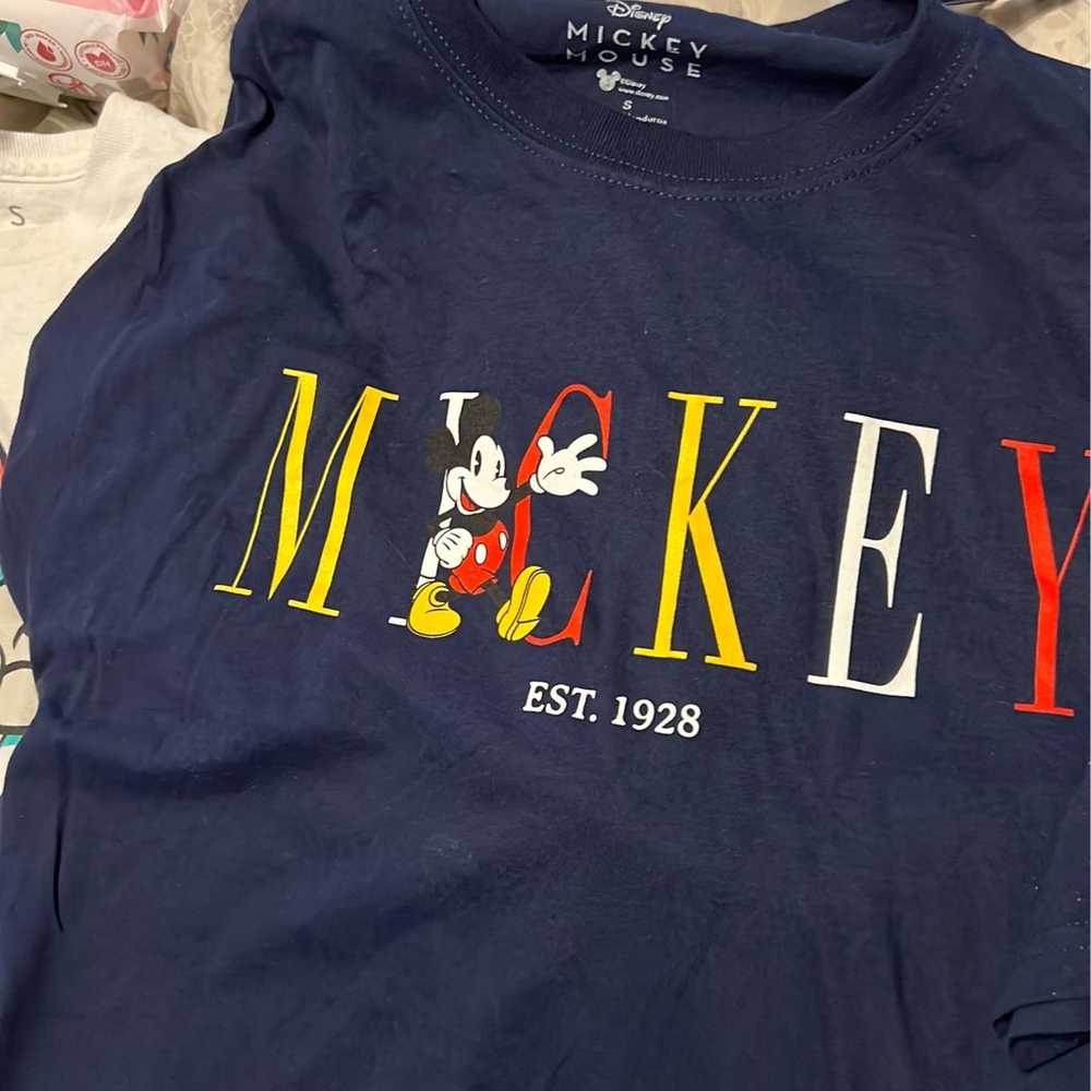 4 Adult Small Mickey t-shirts - image 2