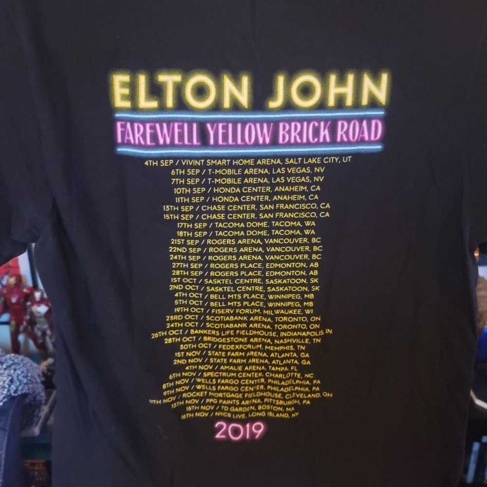 Mens 2019 Elton John Farewell Tour Tshirt Size MED - image 4