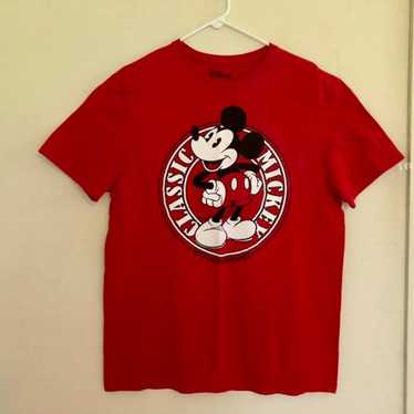 NWOT Disney Mickey Classic T Shirt - Large Red
