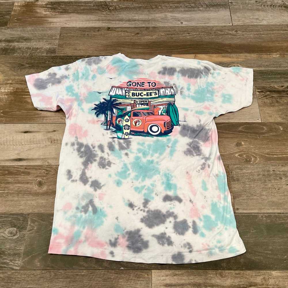 Gone To Buc-ees Tie-Dye T Shirt Surf Themed Size L - image 1