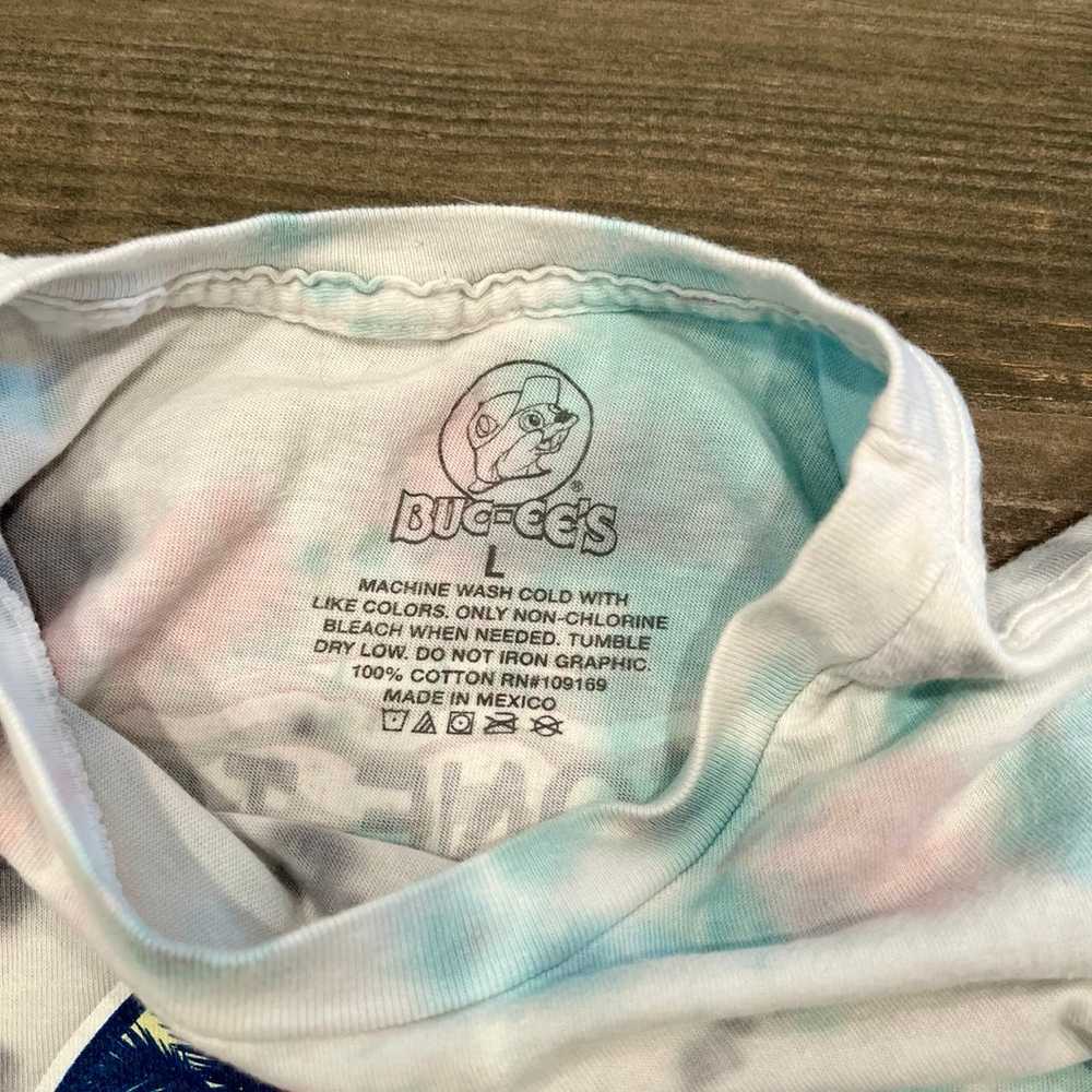 Gone To Buc-ees Tie-Dye T Shirt Surf Themed Size L - image 5